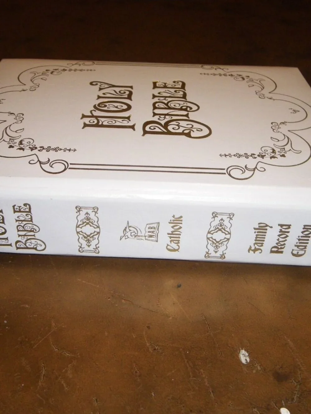 Vintage 1987 Holy Bible NAB Catholic Family Record Edition Leather Cover